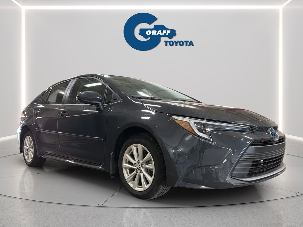 Used 2025 Toyota Corolla LE w/ LE Premium Package image 10
