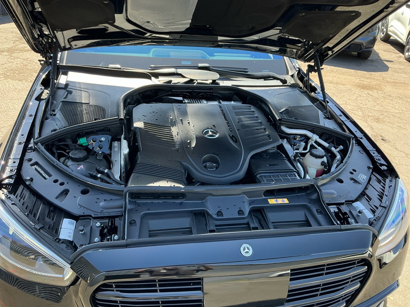 Used 2024 Mercedes-Benz S 580e 4MATIC Sedan image 22