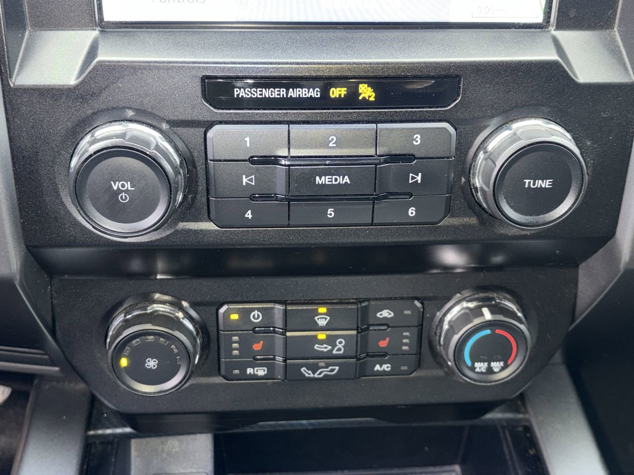 Used 2020 Ford F150 XLT w/ Equipment Group 302A Luxury image 15