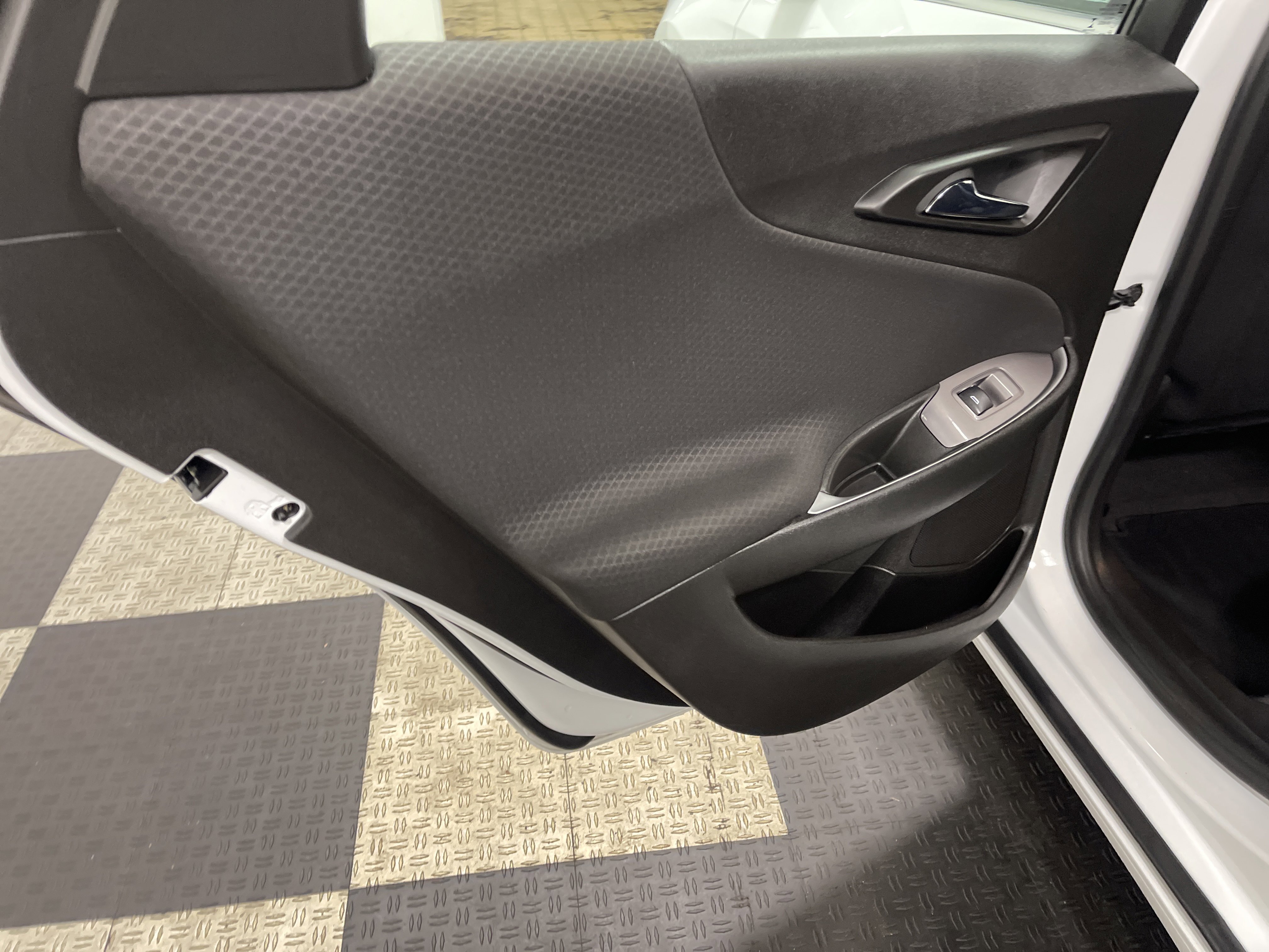 Used 2023 Chevrolet Malibu LT image 15