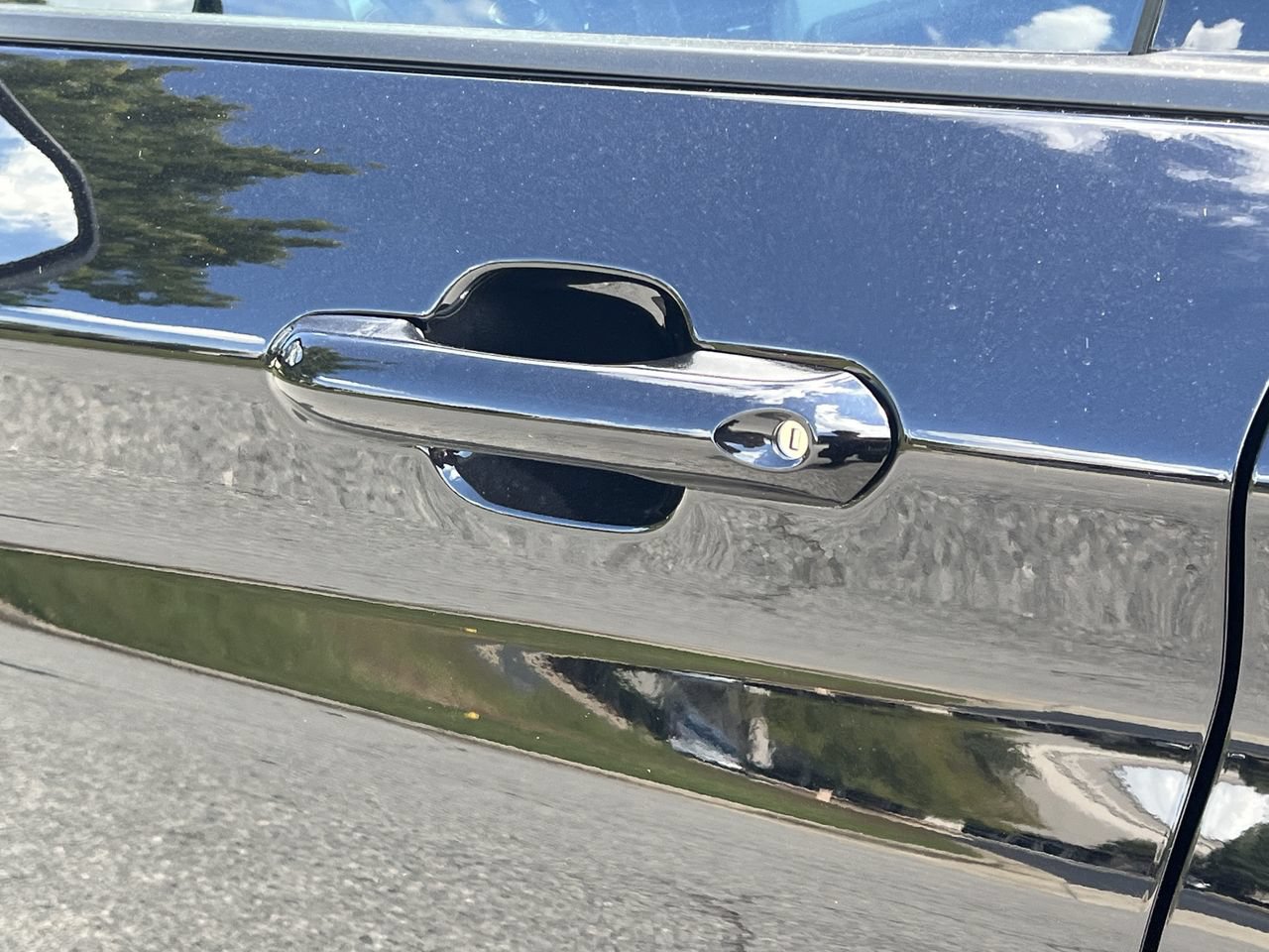 New 2026 Ford Explorer Active RWD image 24