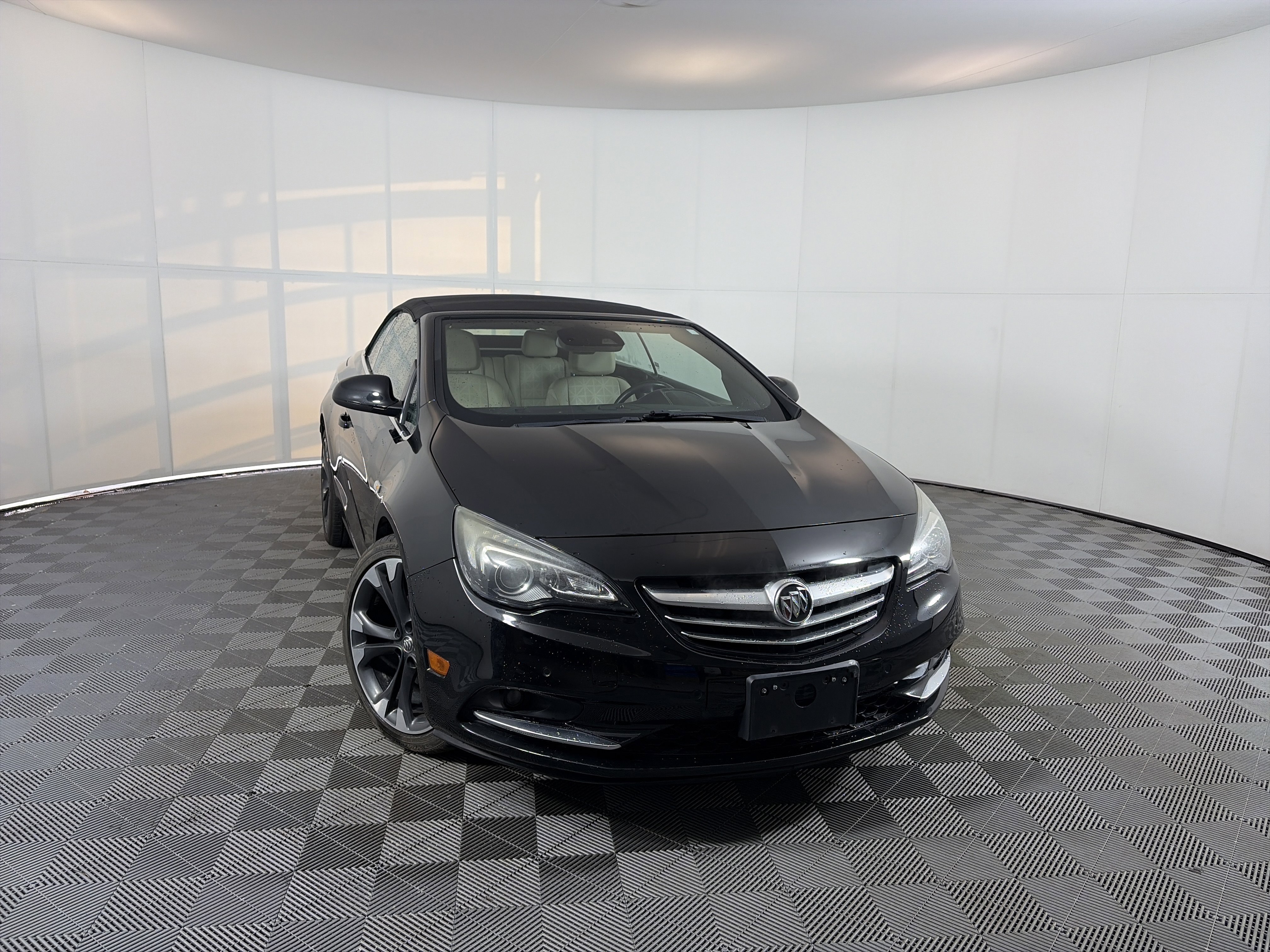 Used 2018 Buick Cascada Premium video 1