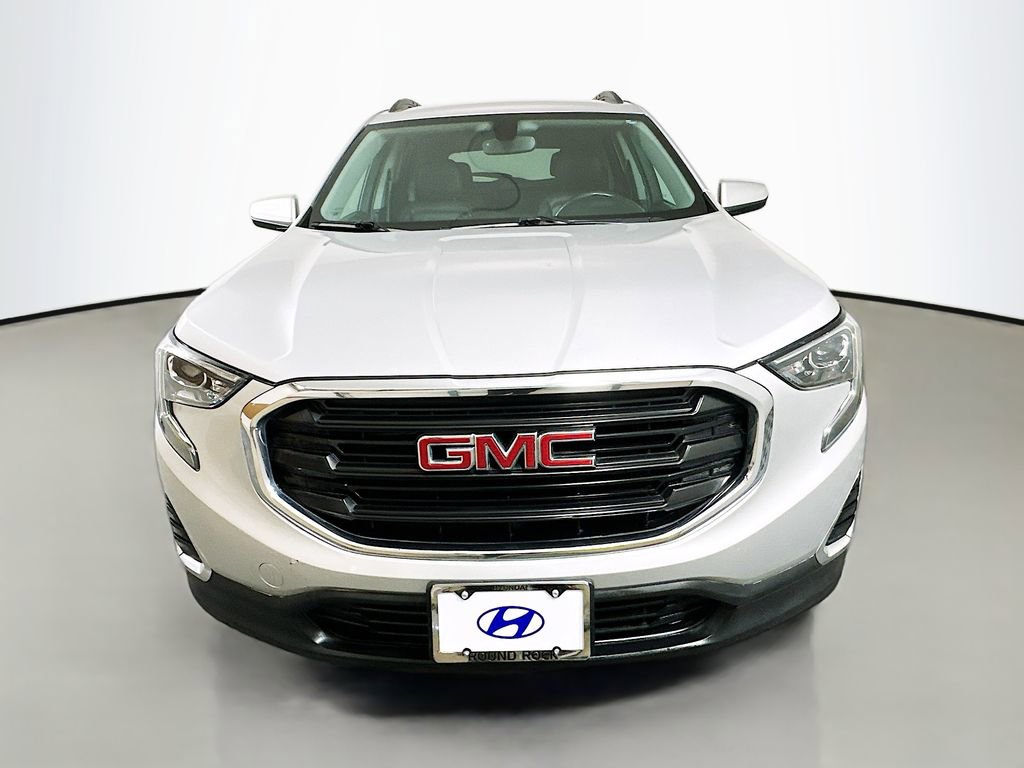Used 2018 GMC Terrain SLE w/ Driver Convenience Package FWD image 2