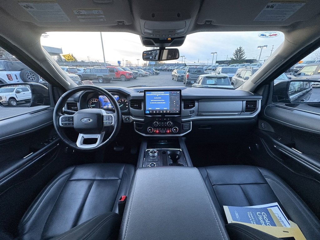 Certified 2024 Ford Expedition XLT image 19