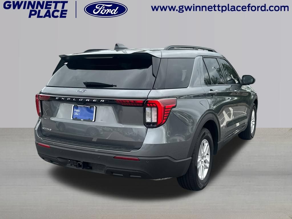New 2026 Ford Explorer Active RWD image 5