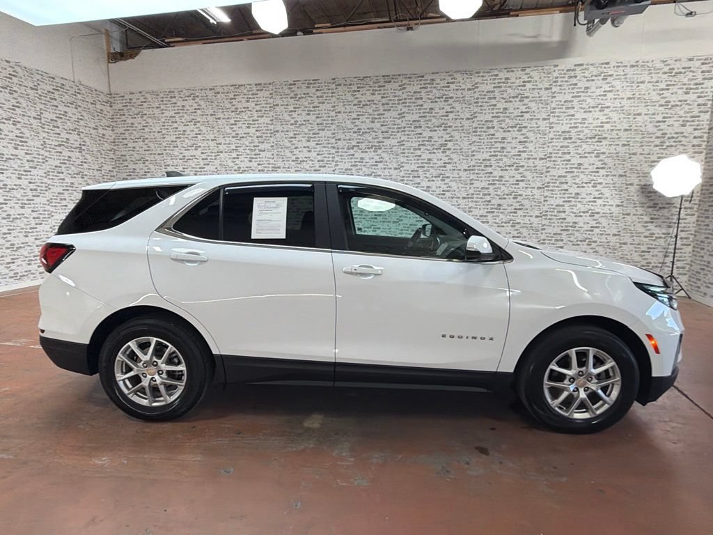 Used 2022 Chevrolet Equinox LT FWD image 8