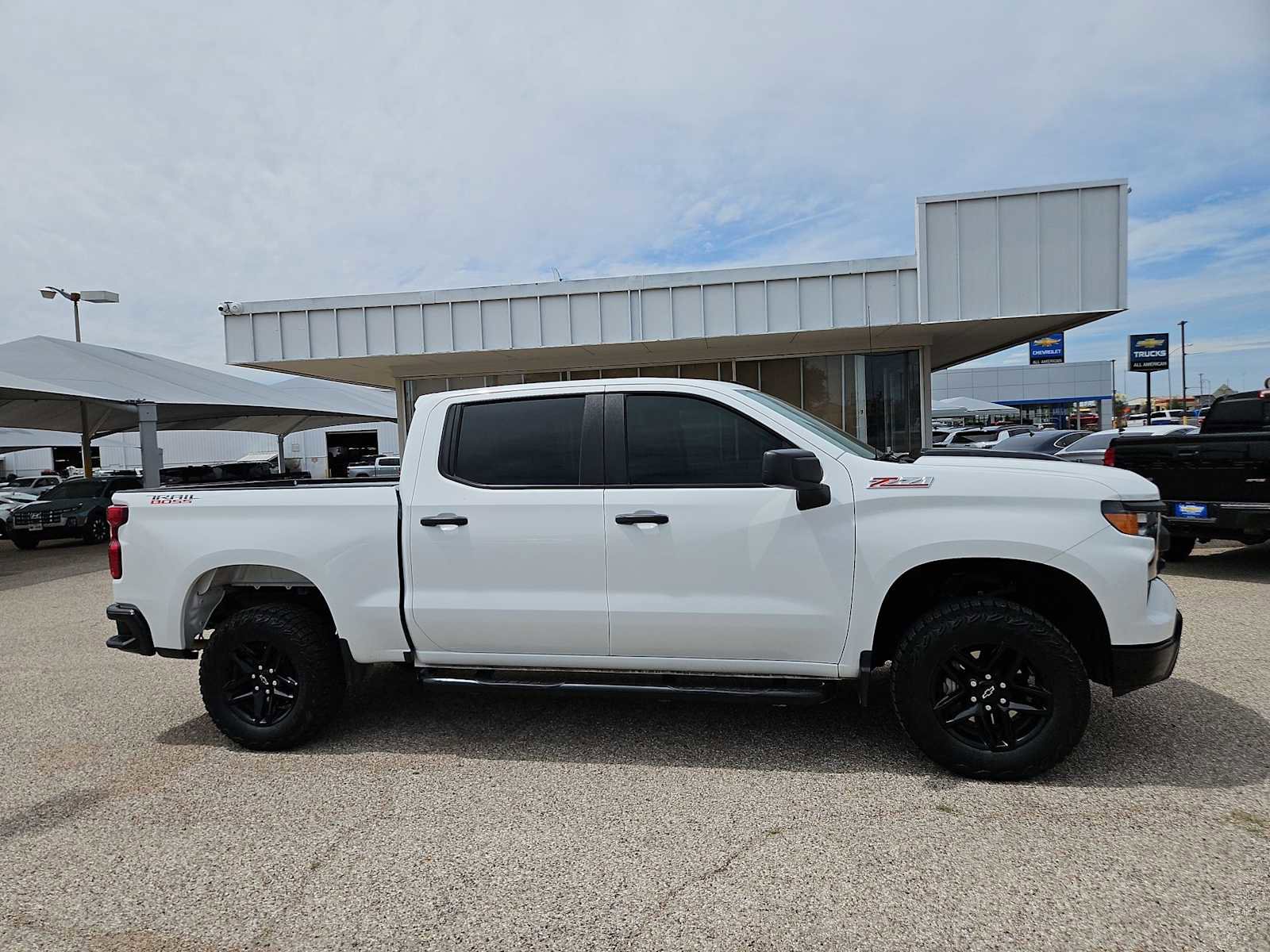 Used 2024 Chevrolet Silverado 1500 Custom Trail Boss AWD/4WD image 9