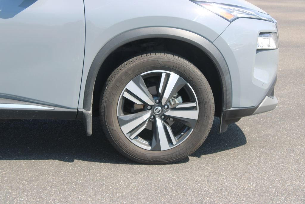 Used 2021 Nissan Rogue SL w/ Premium Package image 12