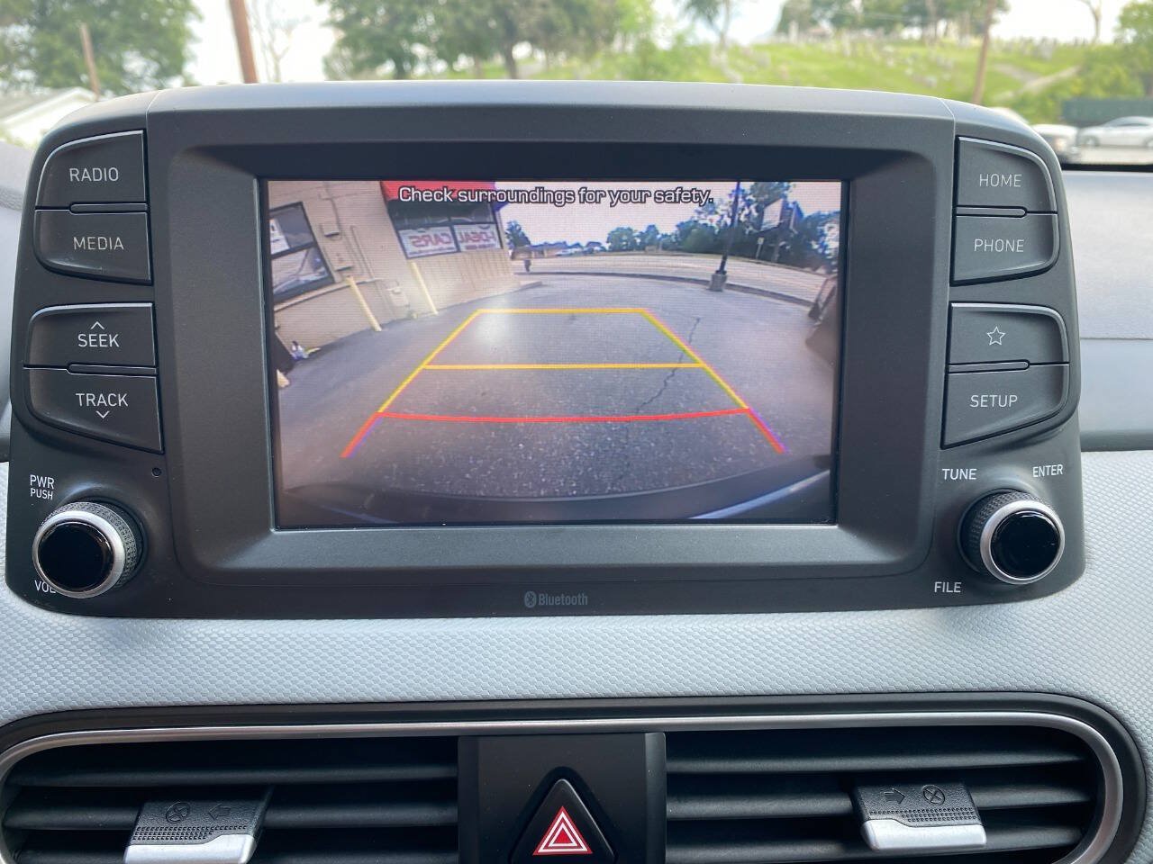Used 2020 Hyundai Kona SE AWD/4WD image 16