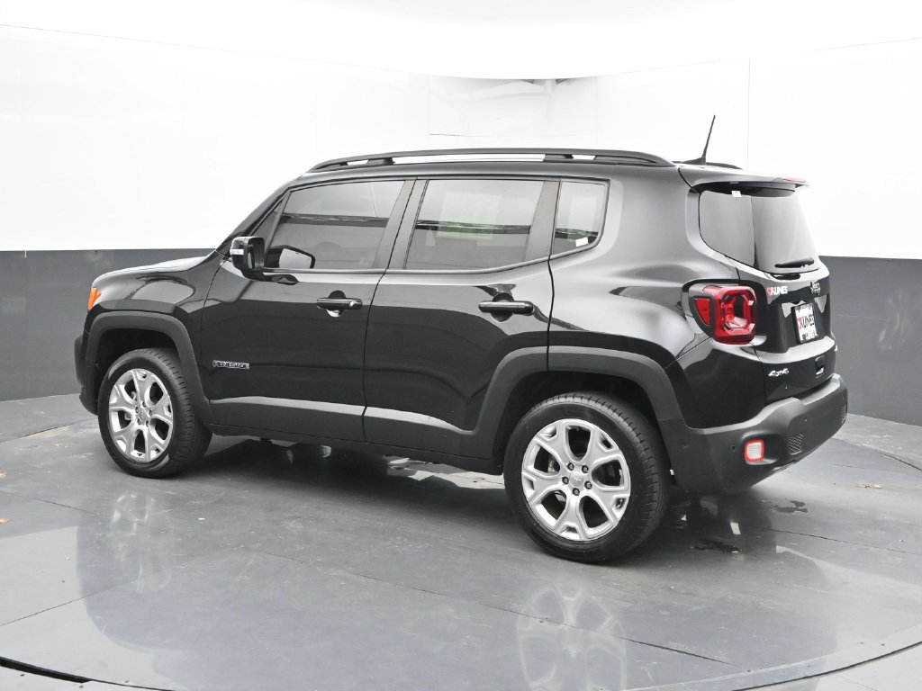 Used 2023 Jeep Renegade Limited w/ Limited Elite Group AWD/4WD image 10