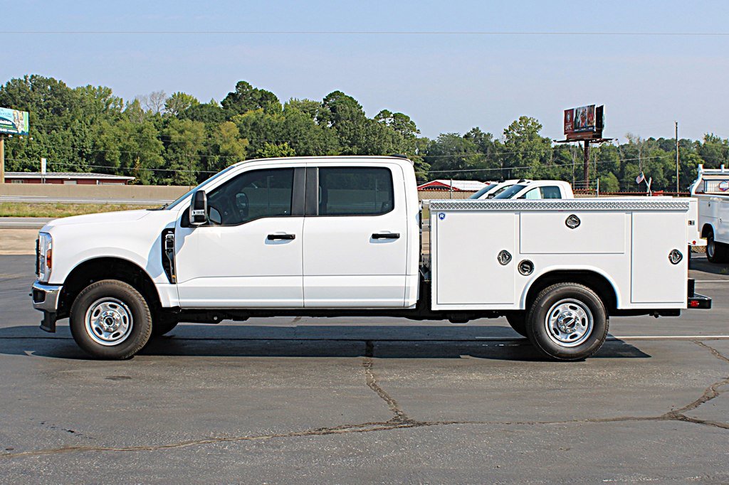 Used 2026 Ford F250 XL w/ XL Chrome Package AWD/4WD image 6