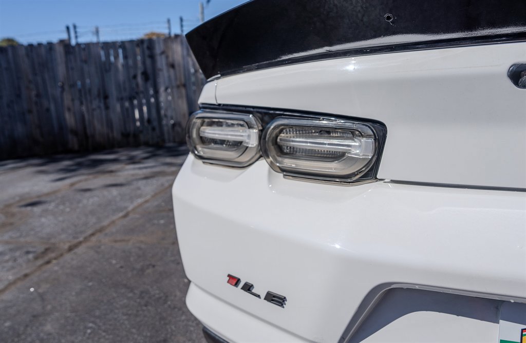 Used 2019 Chevrolet Camaro SS image 10