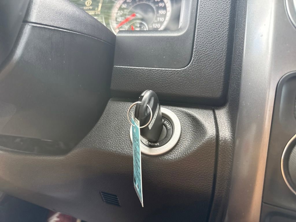 Used 2024 RAM 1500 Classic SLT image 28