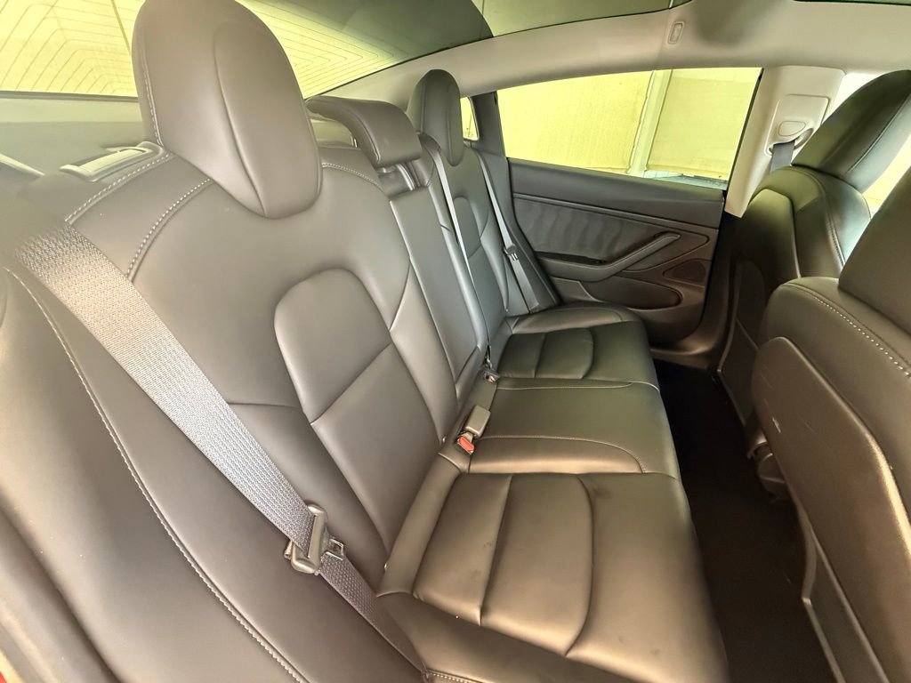 Used 2019 Tesla Model 3 Performance image 18