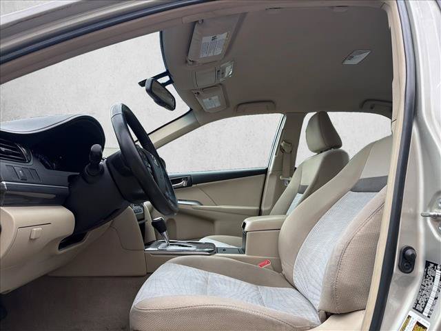 Used 2014 Toyota Camry XLE FWD image 12
