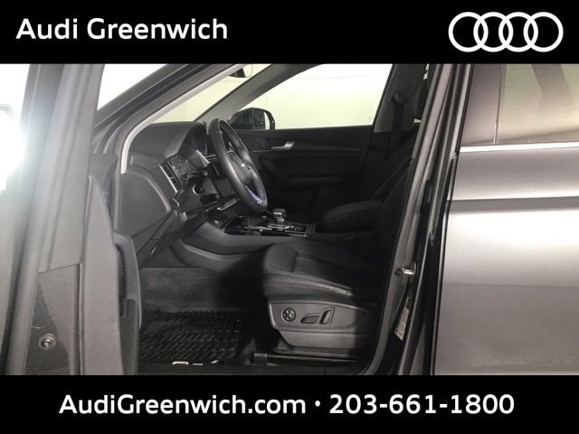Used 2023 Audi Q5 2.0T Premium w/ Convenience Package AWD/4WD image 9