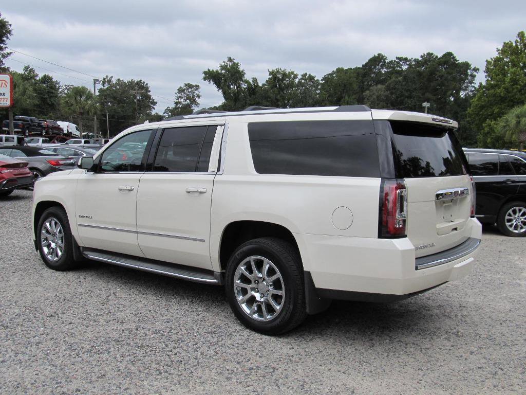 Used 2015 GMC Yukon XL Denali w/ Open Road Package image 4