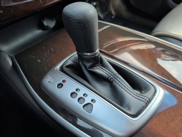 Used 2013 INFINITI JX35 AWD w/ Premium Pkg image 16