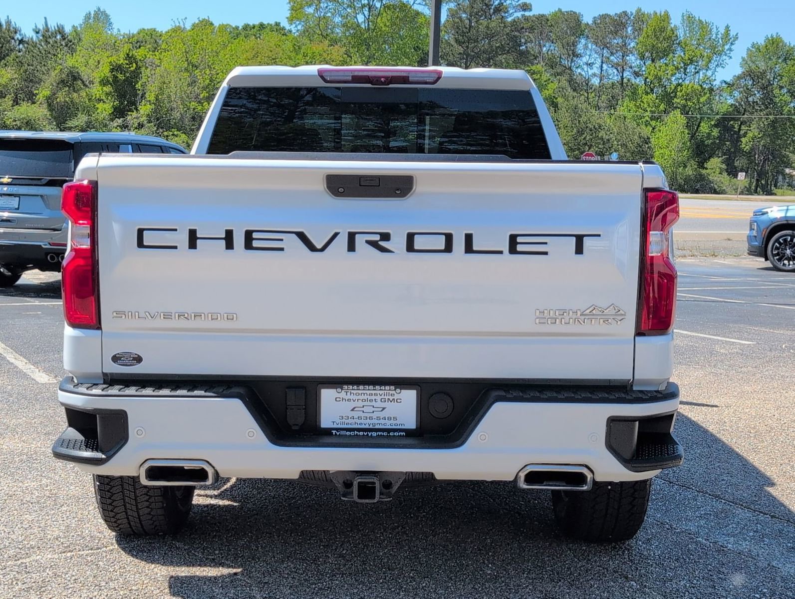 Used 2021 Chevrolet Silverado 1500 High Country w/ Technology Package image 4