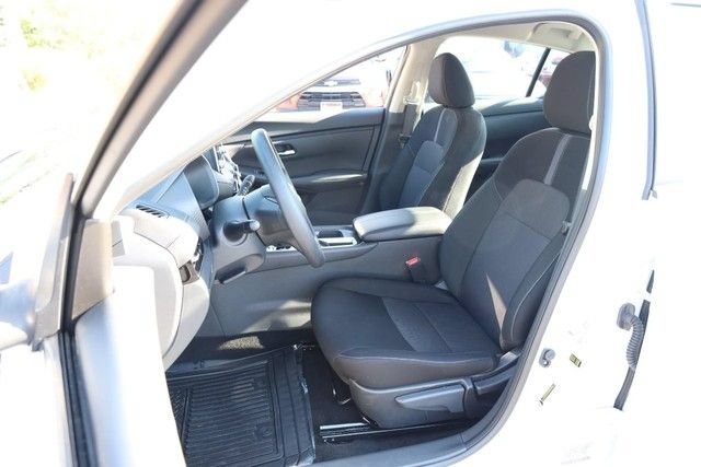 Certified 2025 Nissan Sentra SV FWD image 8