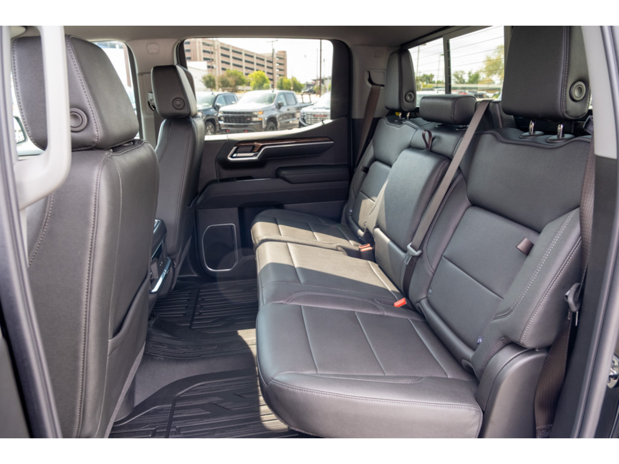 New 2026 GMC Sierra 1500 Elevation w/ Elevation Premium Package AWD/4WD image 13