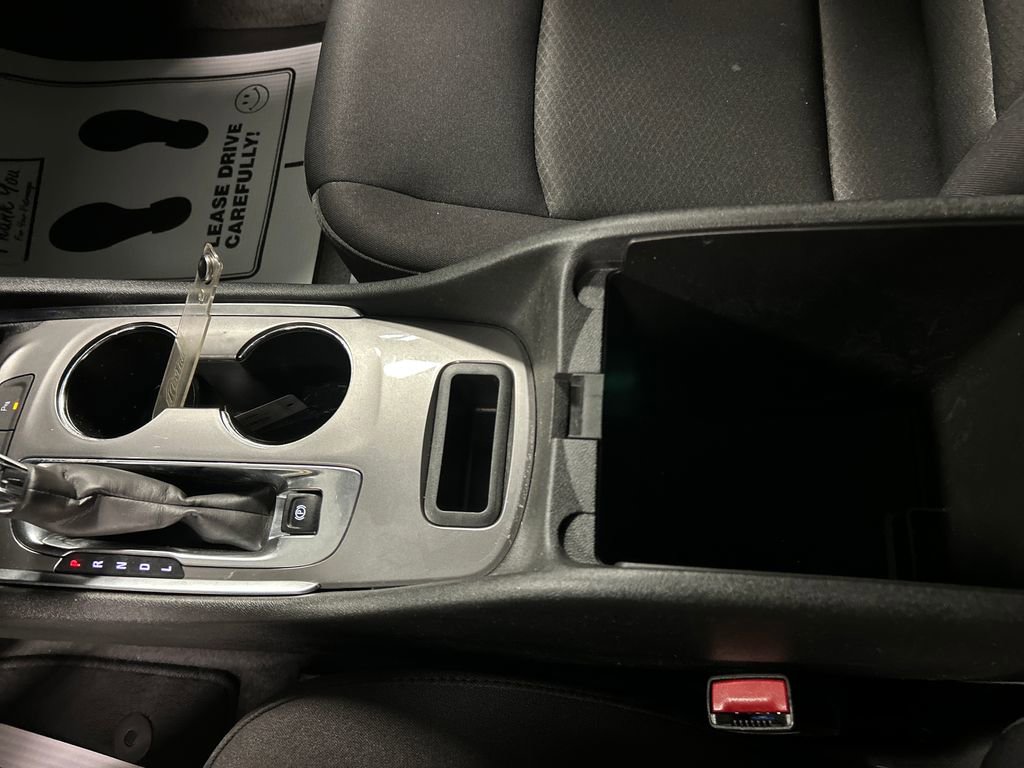 Used 2024 Chevrolet Malibu LT image 19