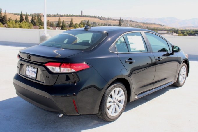 New 2026 Toyota Corolla LE image 3