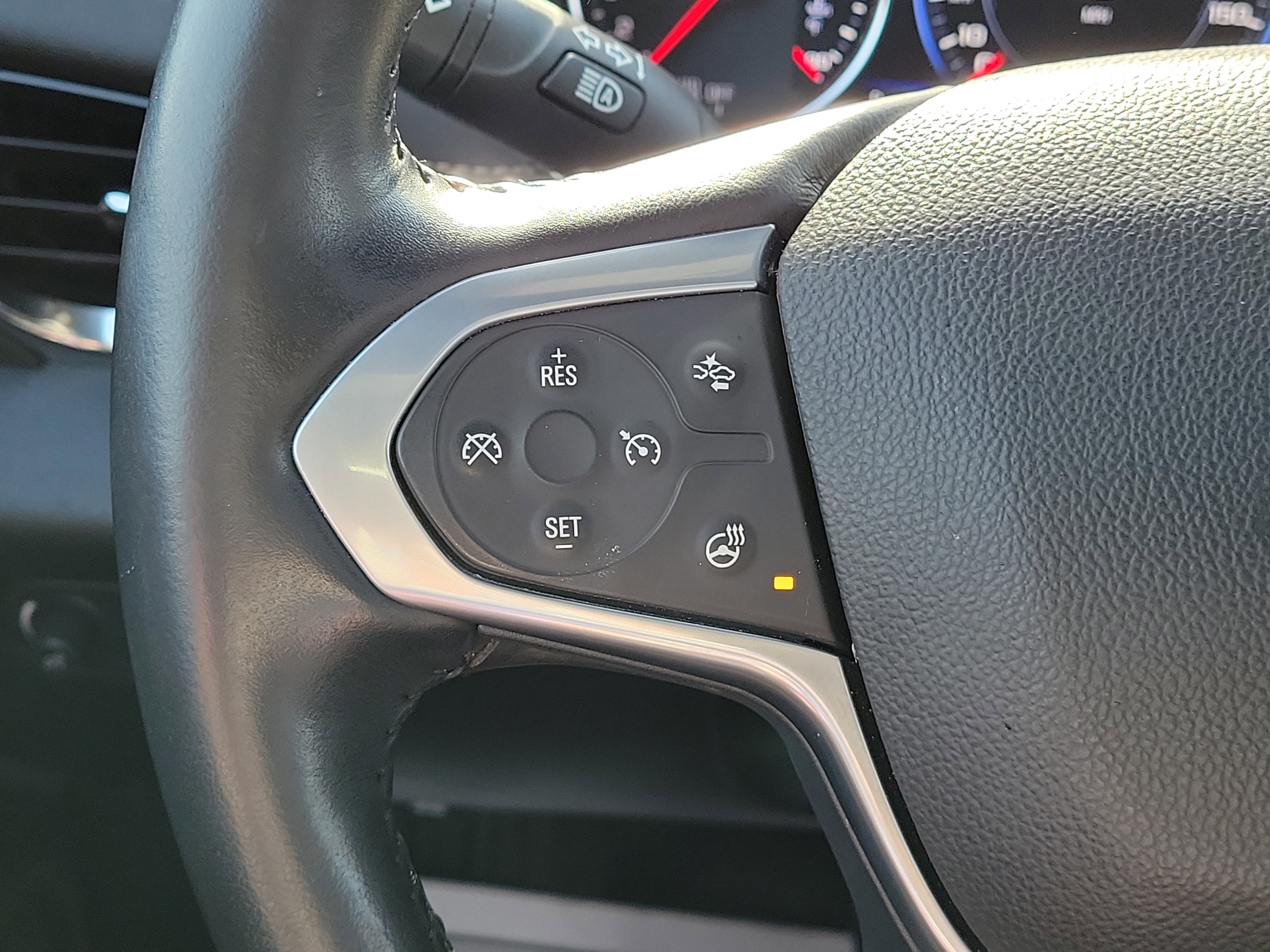 Used 2022 Chevrolet Traverse Premier w/ LPO, Floor Liner Package image 21