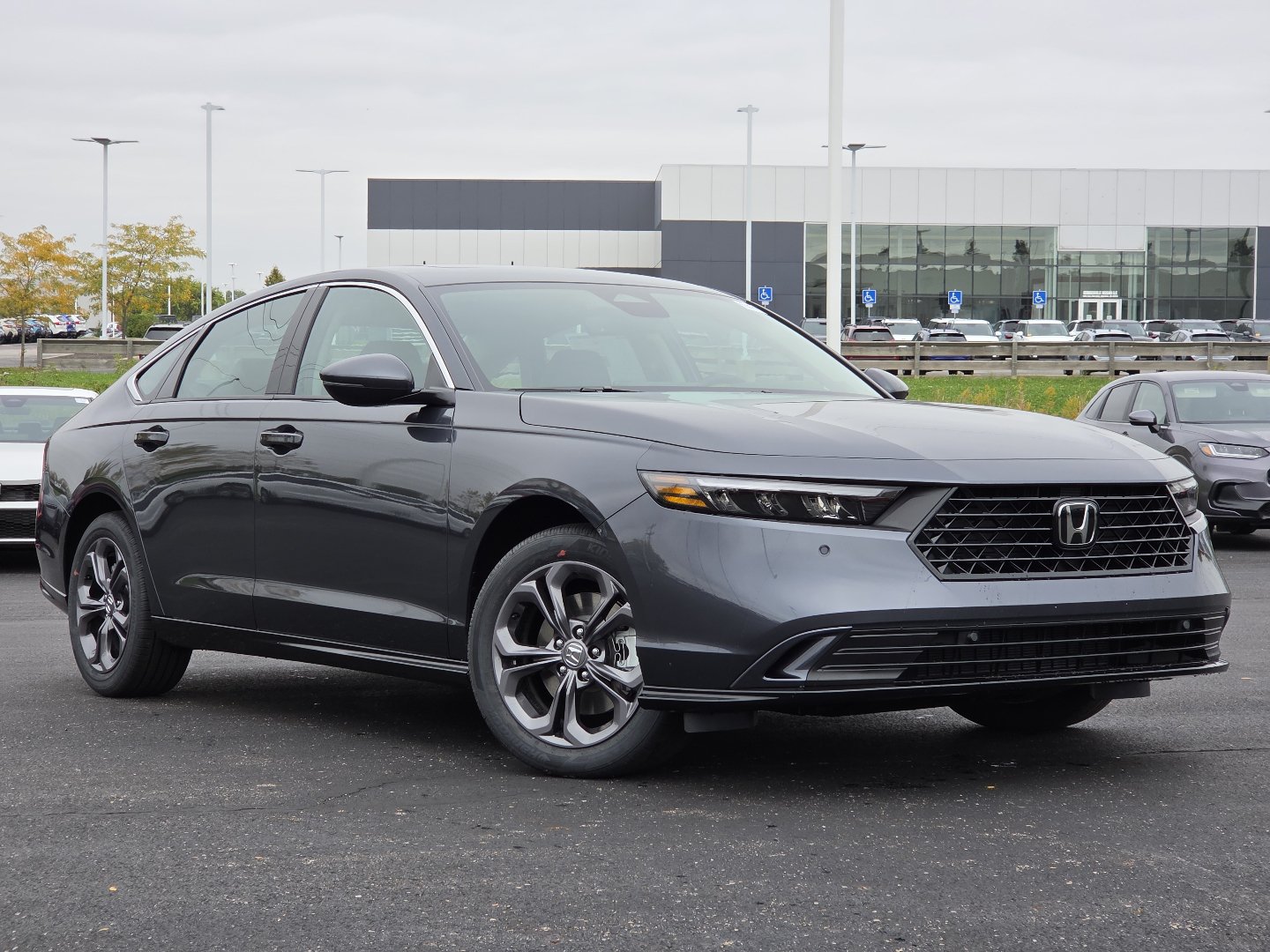 New 2026 Honda Accord EX-L image 2