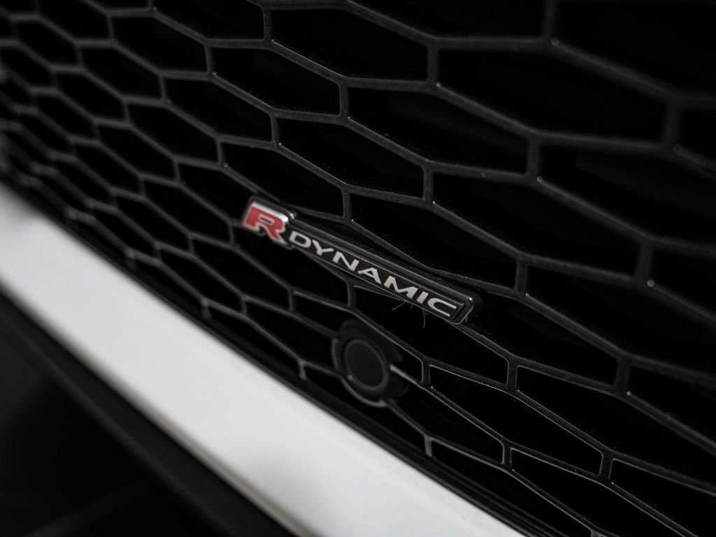 Used 2023 Land Rover Discovery Sport SE R-Dynamic AWD/4WD image 19
