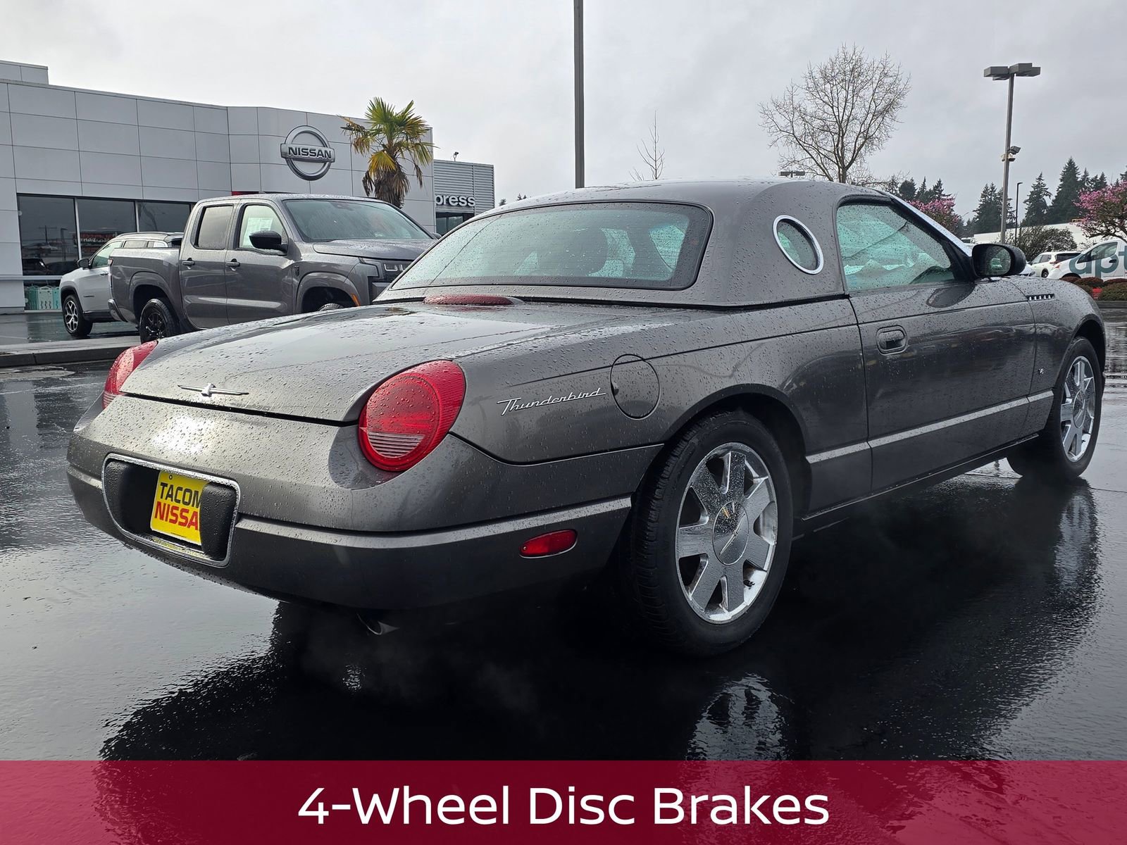 Used 2003 Ford Thunderbird image 16
