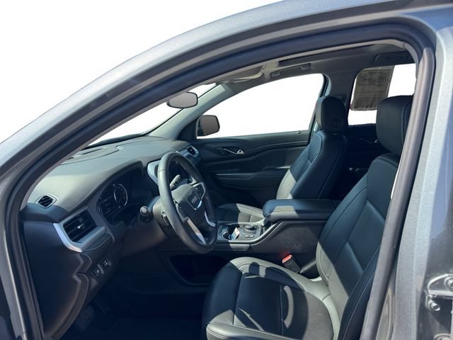 Used 2023 GMC Acadia SLT w/ Elevation Edition FWD image 9