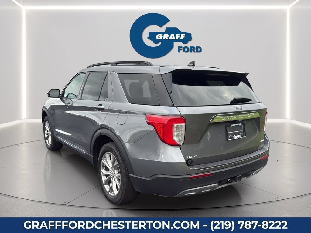 Used 2024 Ford Explorer XLT w/ Equipment Group 202A AWD/4WD image 5