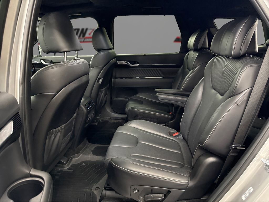 Used 2024 Hyundai Palisade Calligraphy image 10
