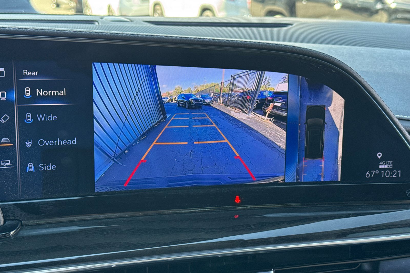 Used 2023 Cadillac Escalade ESV Premium Luxury image 25