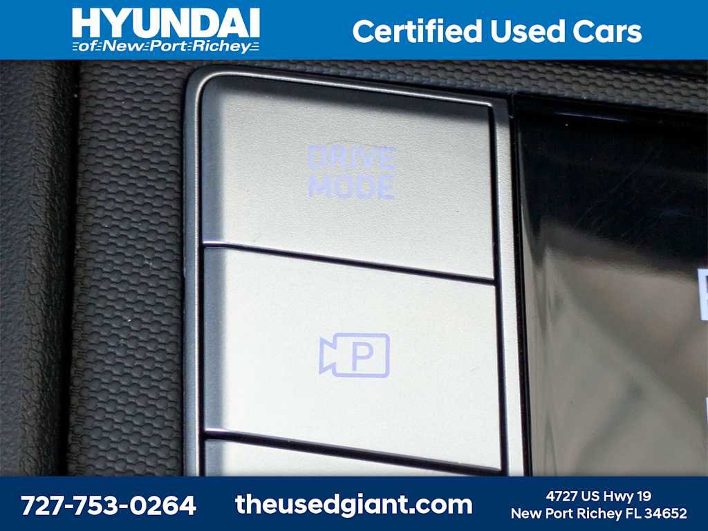 Certified 2025 Hyundai Elantra SEL image 26