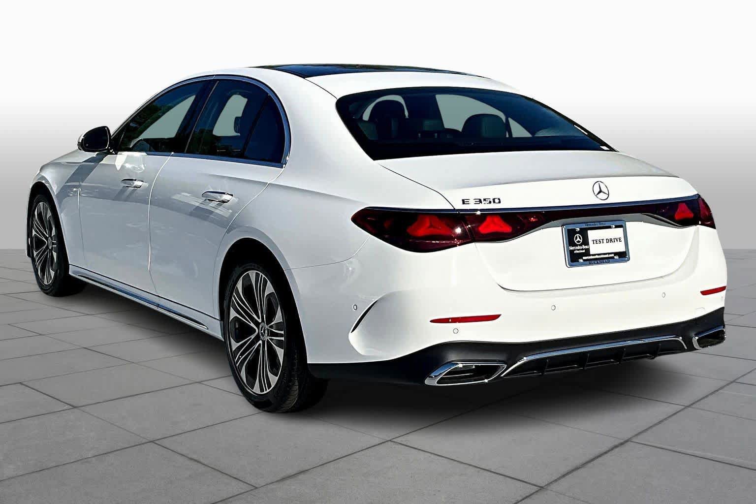 Used 2025 Mercedes-Benz E 350 Sedan image 11