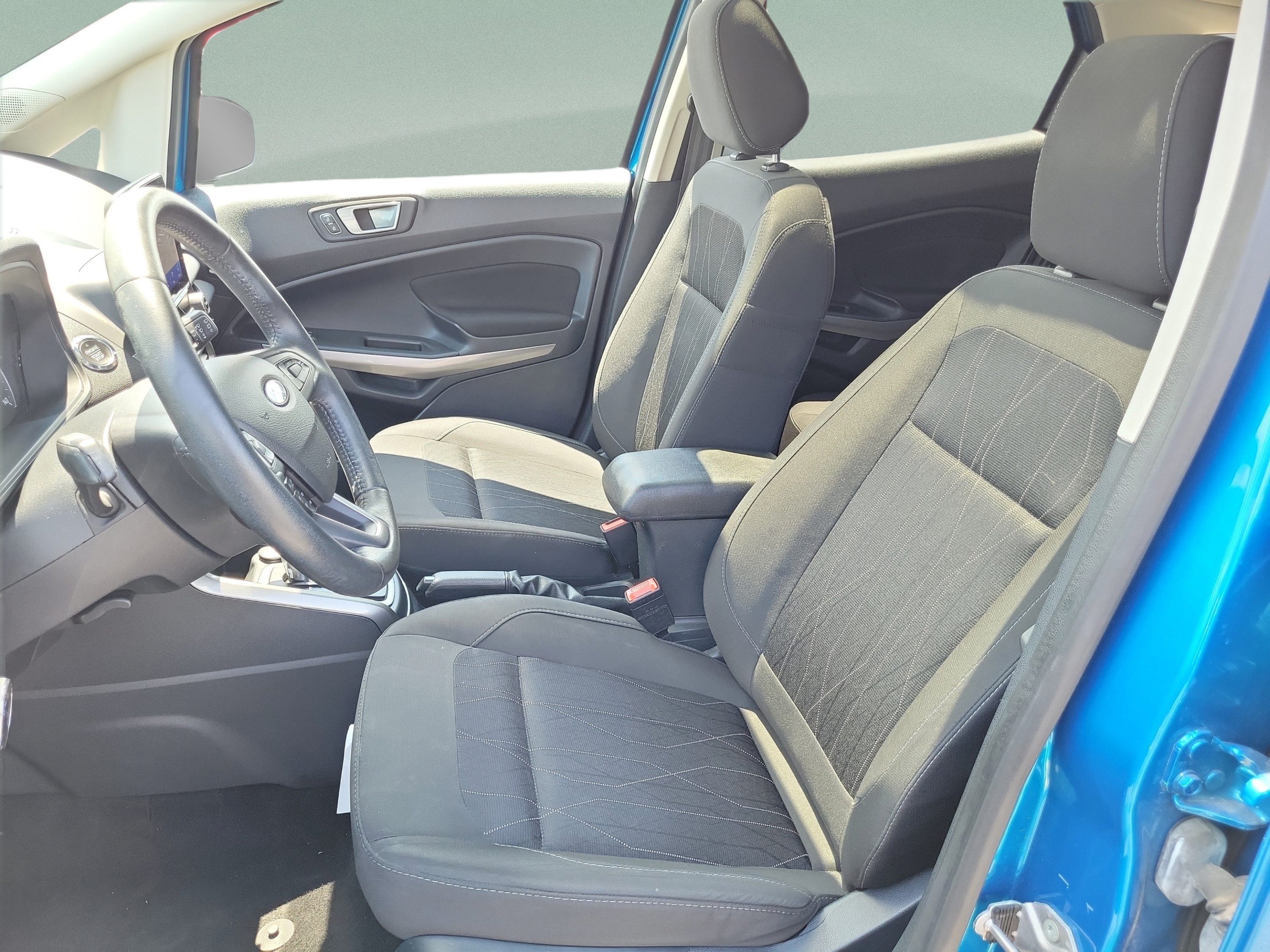 Used 2020 Ford EcoSport SE w/ SE Convenience Package FWD image 15