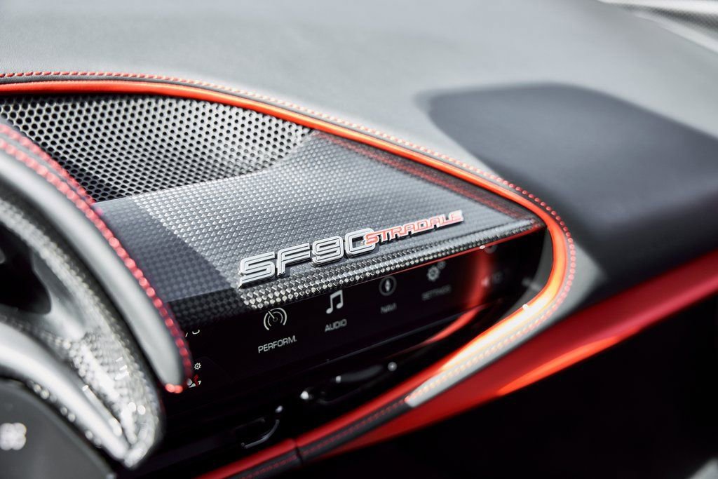 Used 2021 Ferrari SF90 Stradale image 63