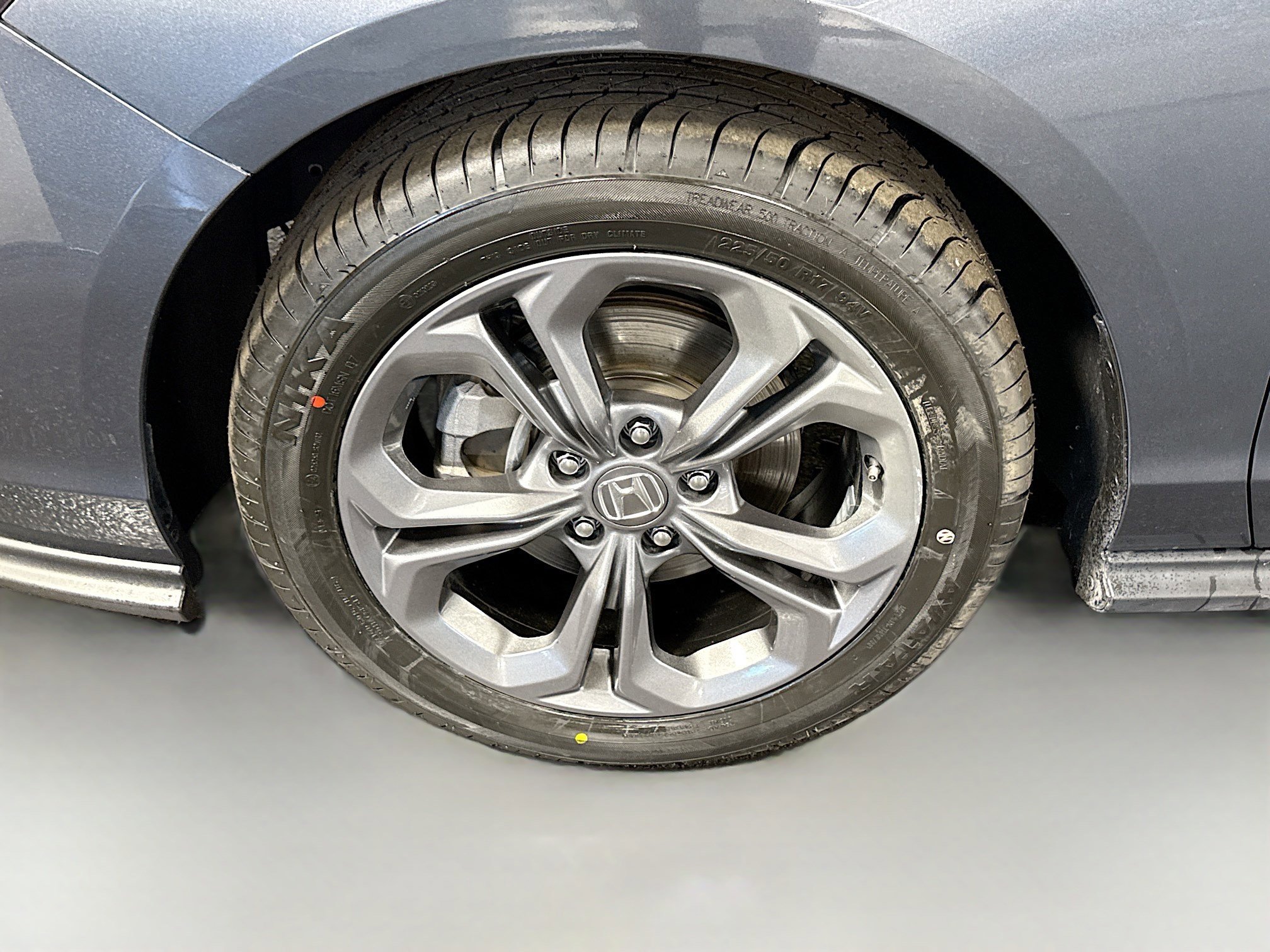 Used 2023 Honda Accord EX image 38