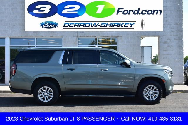 Used 2023 Chevrolet Suburban LT AWD/4WD image 3