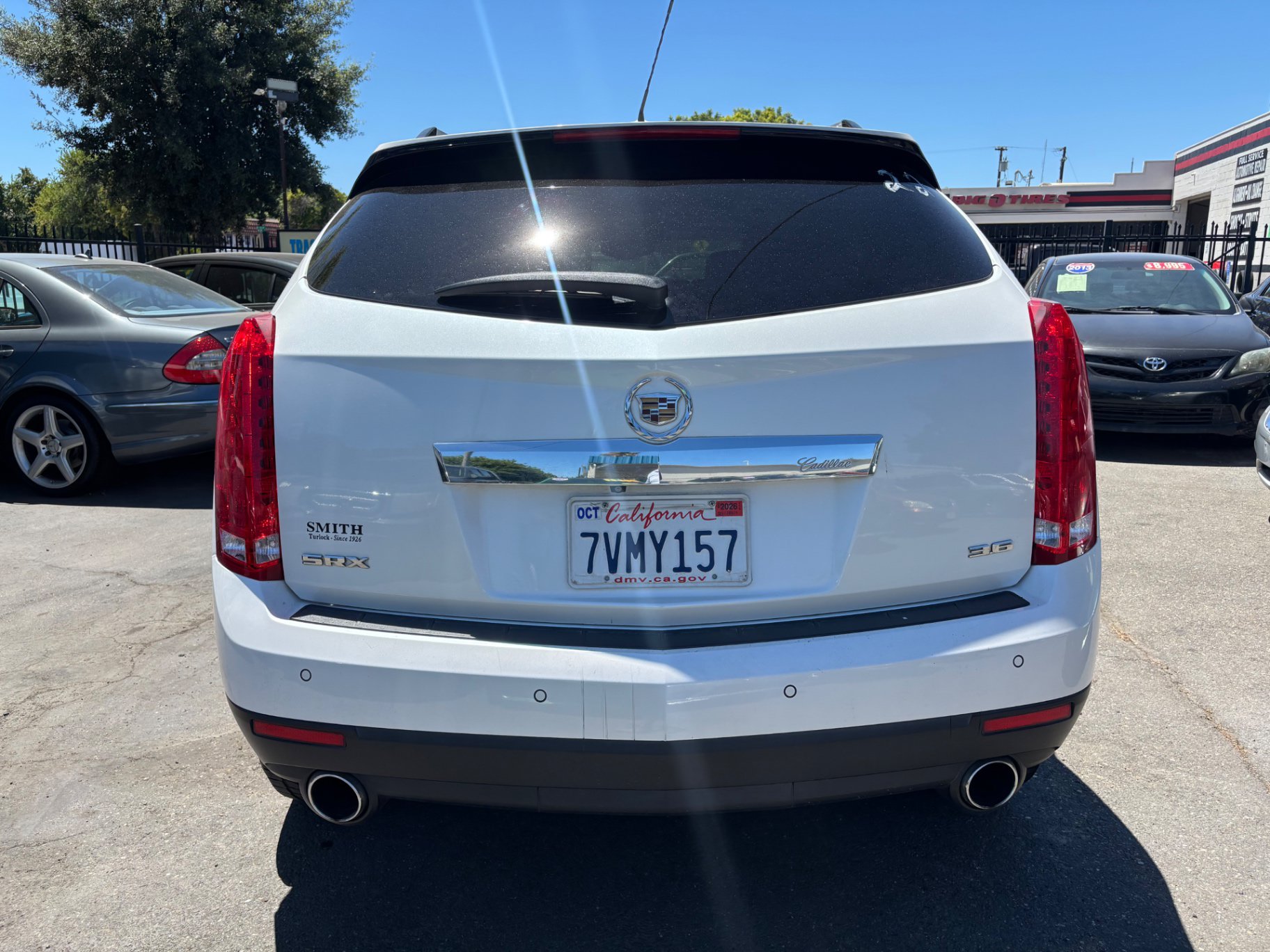Used 2016 Cadillac SRX Luxury w/ Driver Awareness Package FWD image 5