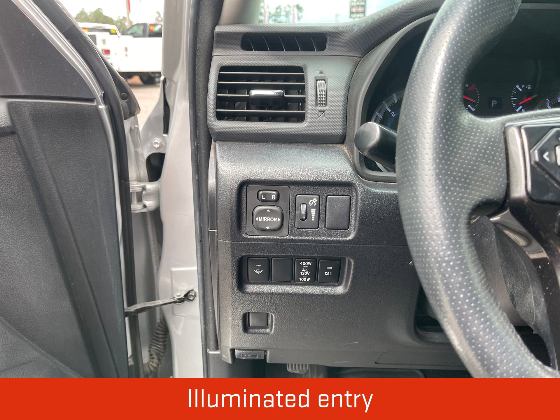 Used 2016 Toyota 4Runner Trail Premium AWD/4WD image 14