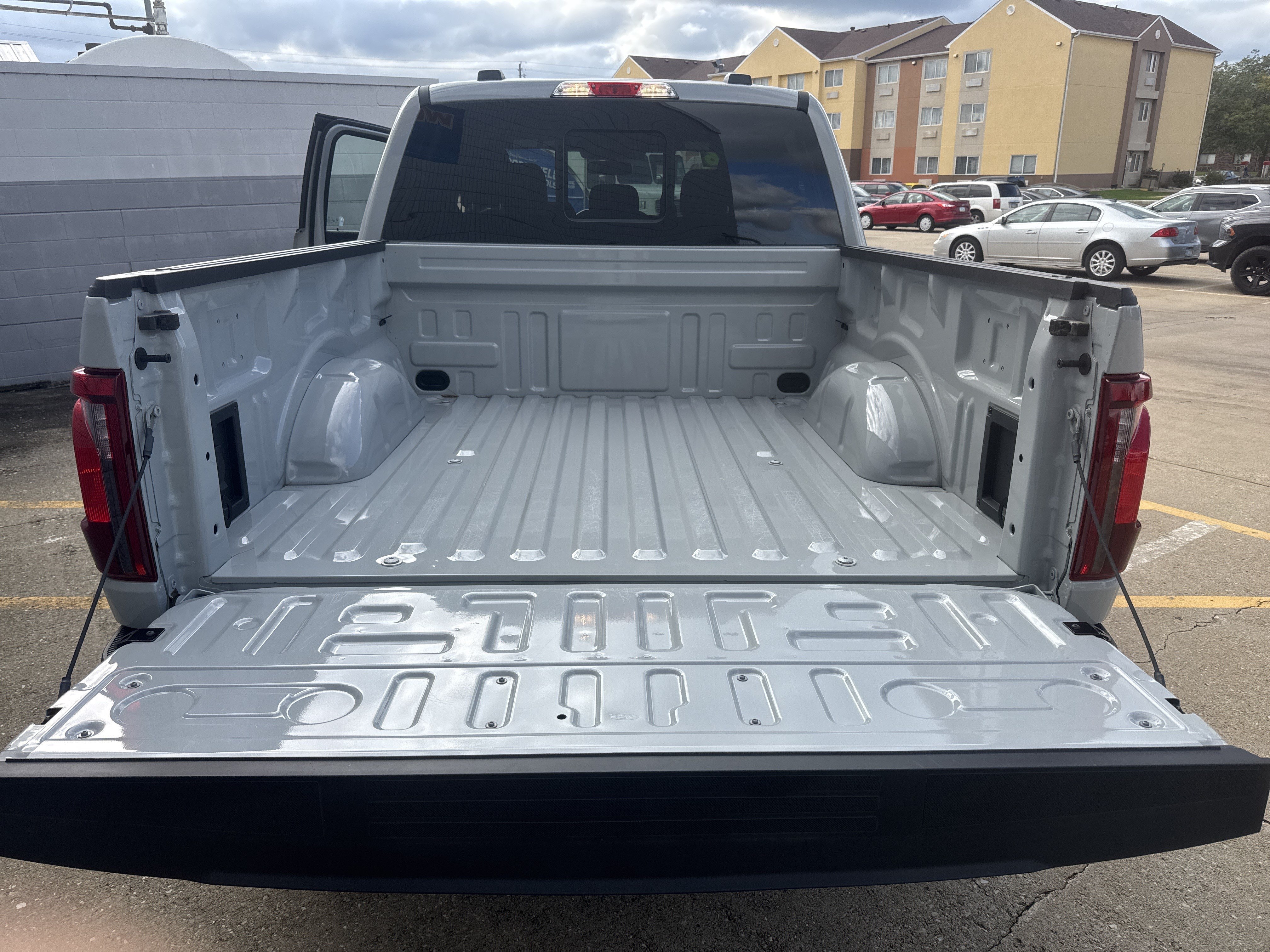 Used 2026 Ford F150 XLT w/ Equipment Group 302A MID AWD/4WD image 8