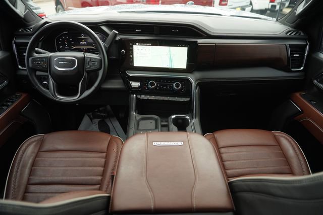 Used 2024 GMC Sierra 2500 Denali Ultimate AWD/4WD image 21