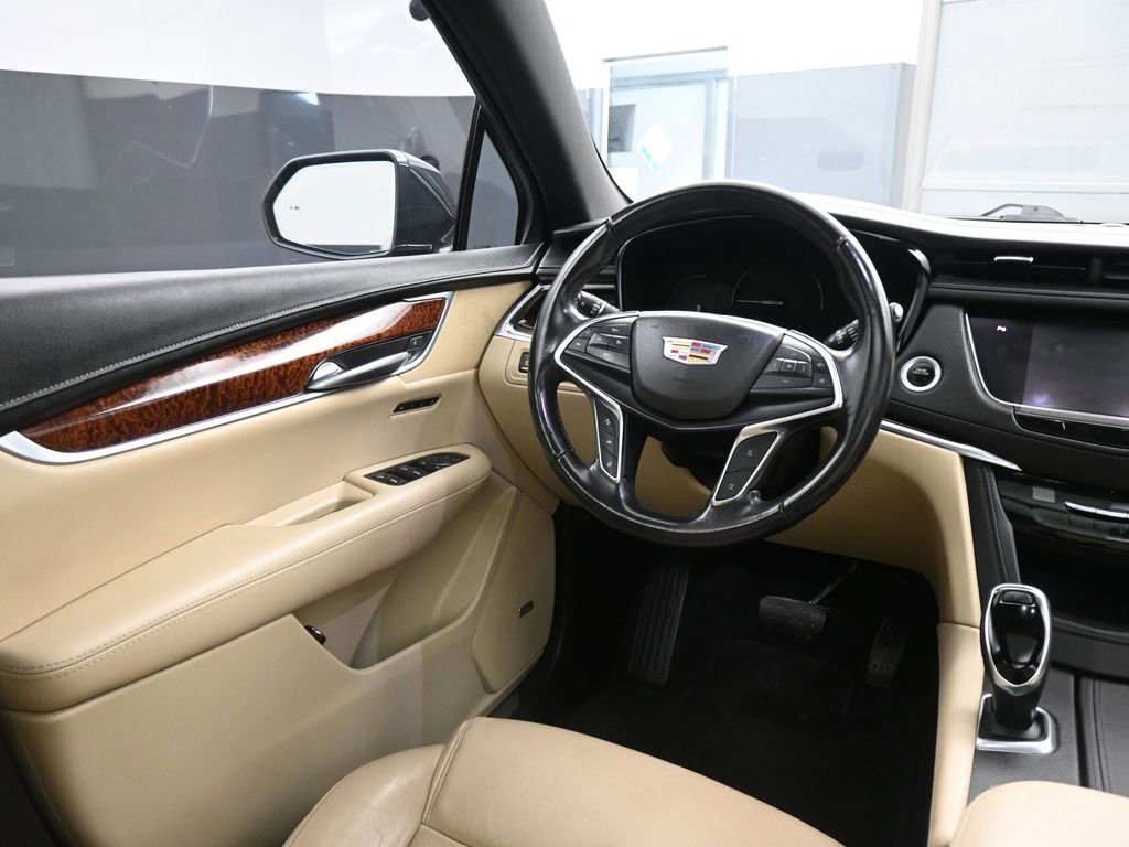 Used 2019 Cadillac XT5 Luxury image 14
