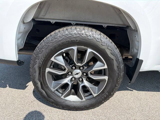 Used 2023 Chevrolet Silverado 1500 RST w/ Convenience Package II AWD/4WD image 22