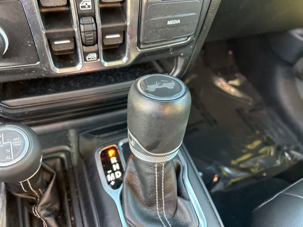 Used 2023 Jeep Wrangler Unlimited Sahara w/ Cold Weather Group image 14