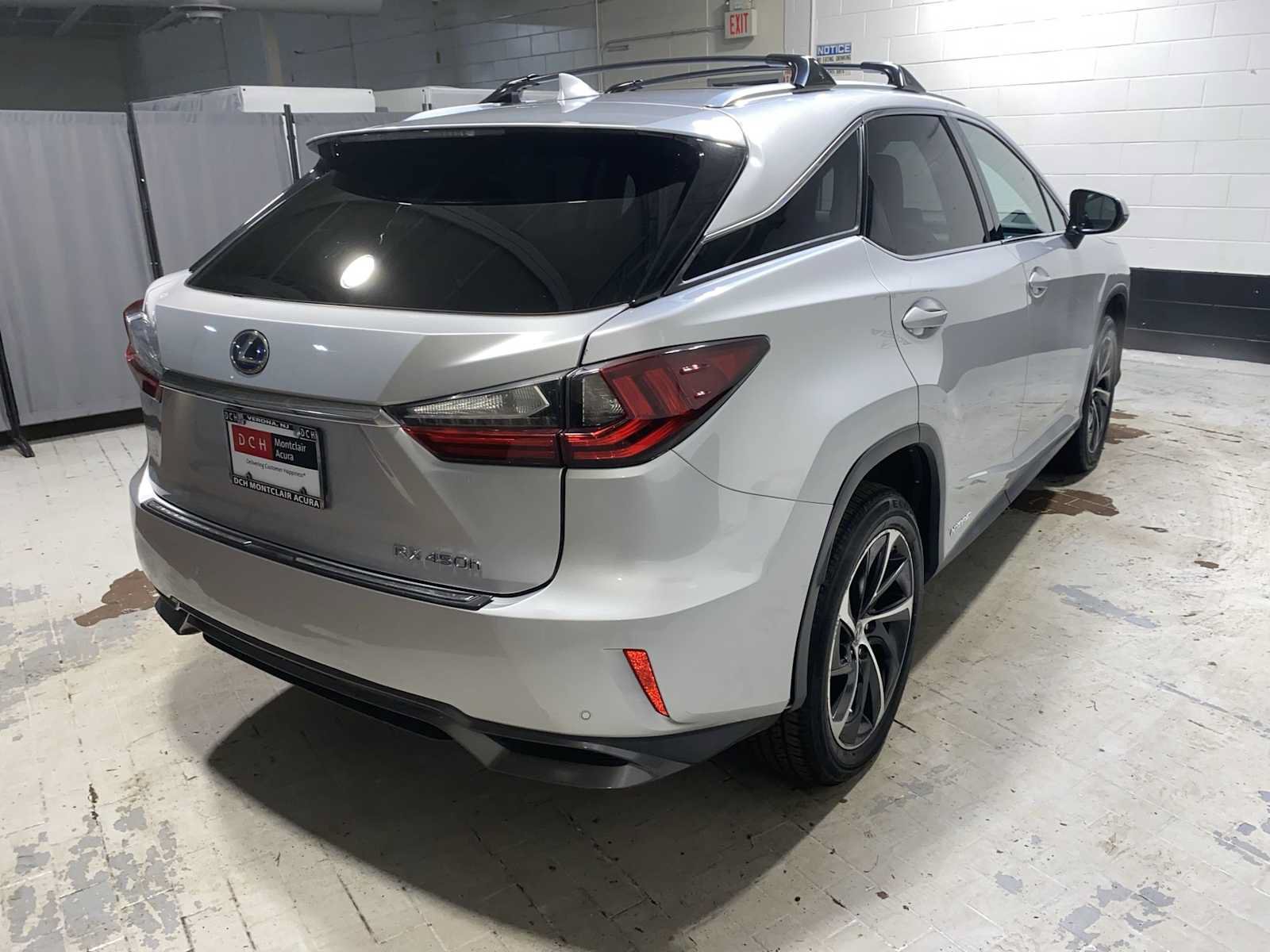 Used 2016 Lexus RX 450h AWD w/ Luxury Package image 26