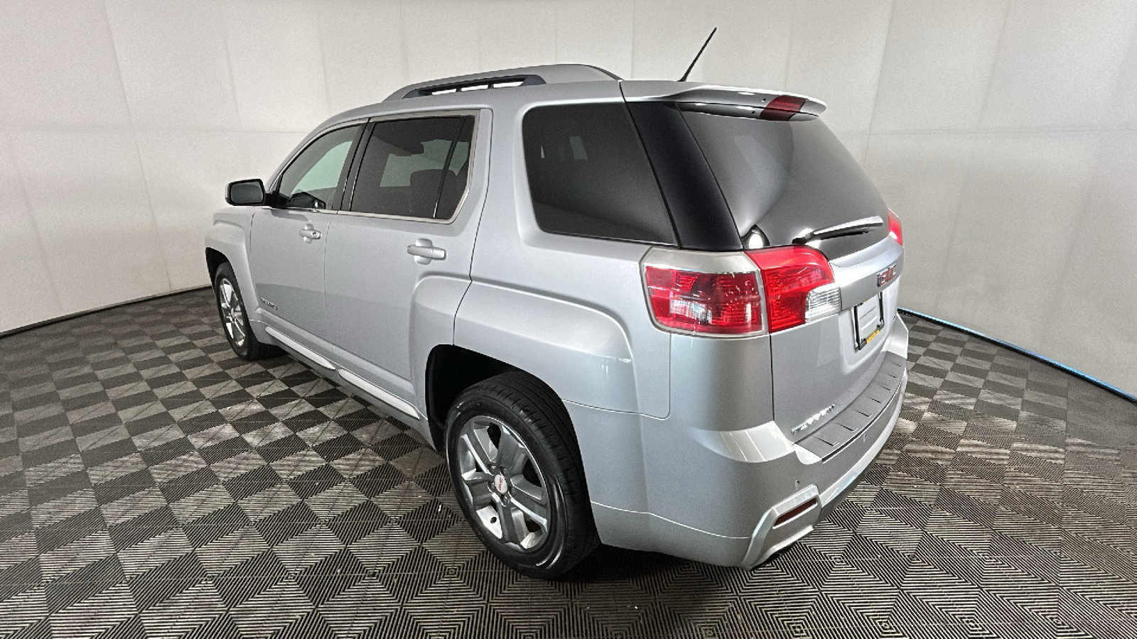 Used 2014 GMC Terrain Denali FWD image 5